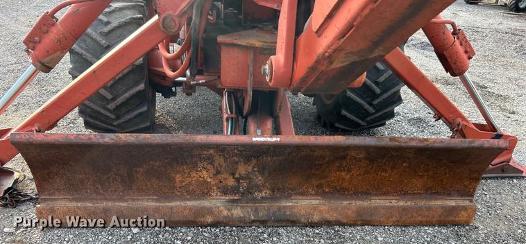 image for item EG0885 1997 Ditch Witch 7610 trencher