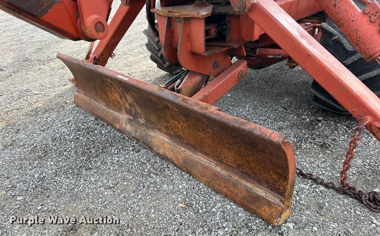 image for item EG0885 1997 Ditch Witch 7610 trencher