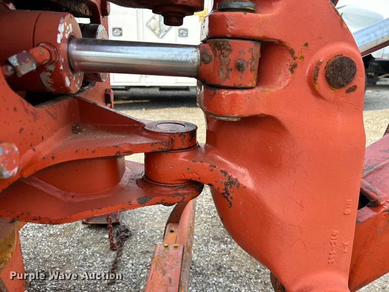 image for item EG0885 1997 Ditch Witch 7610 trencher