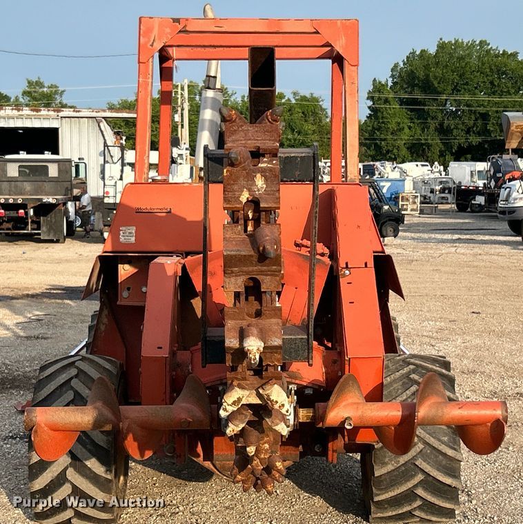 image for item EG0885 1997 Ditch Witch 7610 trencher