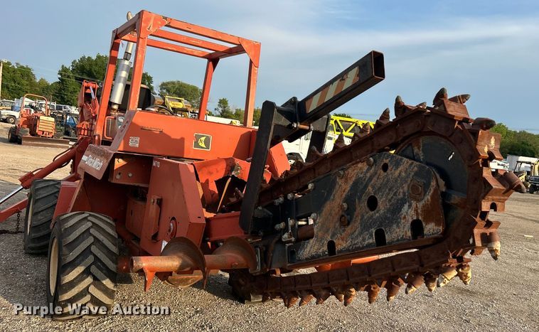 image for item EG0885 1997 Ditch Witch 7610 trencher