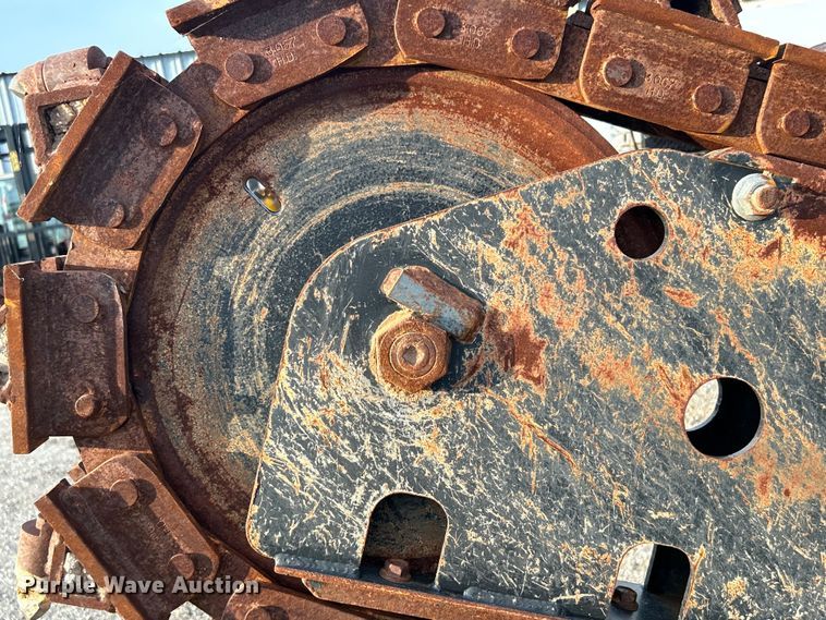 image for item EG0885 1997 Ditch Witch 7610 trencher