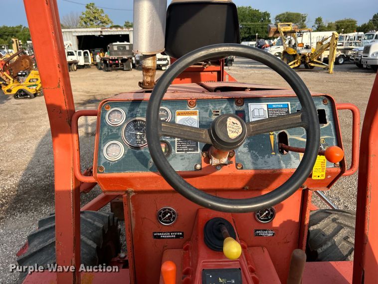 image for item EG0885 1997 Ditch Witch 7610 trencher