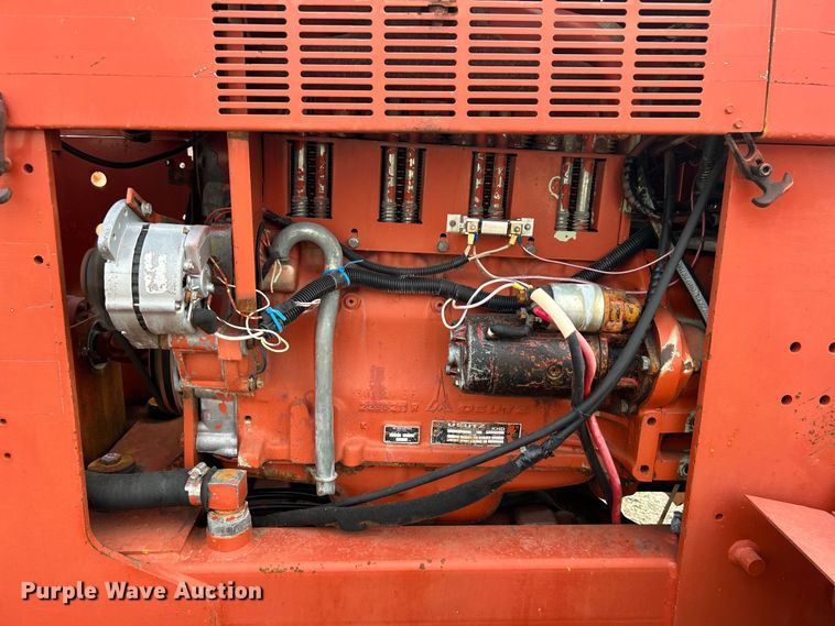 image for item EG0885 1997 Ditch Witch 7610 trencher