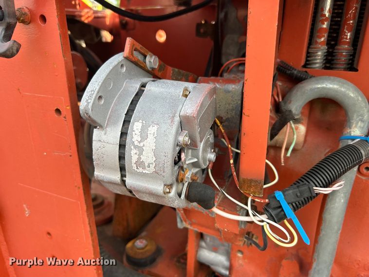 image for item EG0885 1997 Ditch Witch 7610 trencher