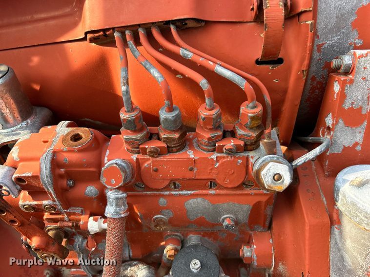 image for item EG0885 1997 Ditch Witch 7610 trencher