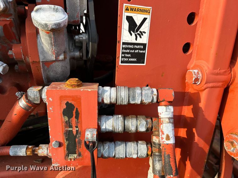 image for item EG0885 1997 Ditch Witch 7610 trencher