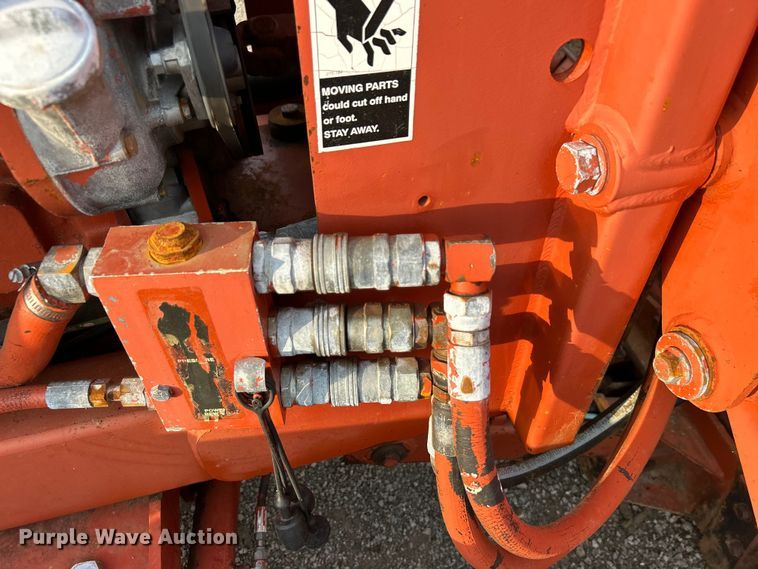 image for item EG0885 1997 Ditch Witch 7610 trencher