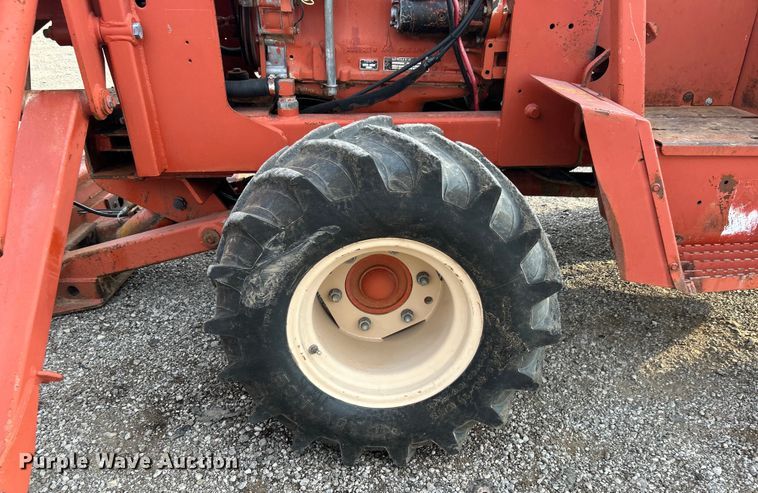 image for item EG0885 1997 Ditch Witch 7610 trencher