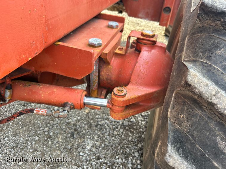 image for item EG0885 1997 Ditch Witch 7610 trencher