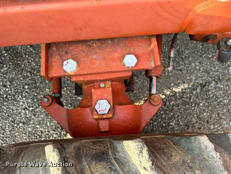 image for item EG0885 1997 Ditch Witch 7610 trencher