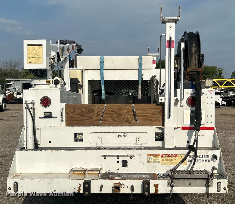 image for item EG0886 2019 Dodge  Ram 5500HD Crew Cab utility / service truck