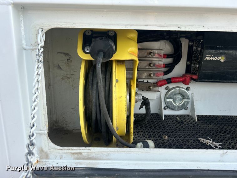 image for item EG0886 2019 Dodge  Ram 5500HD Crew Cab utility / service truck