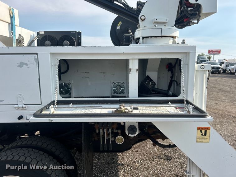 image for item EG0886 2019 Dodge  Ram 5500HD Crew Cab utility / service truck