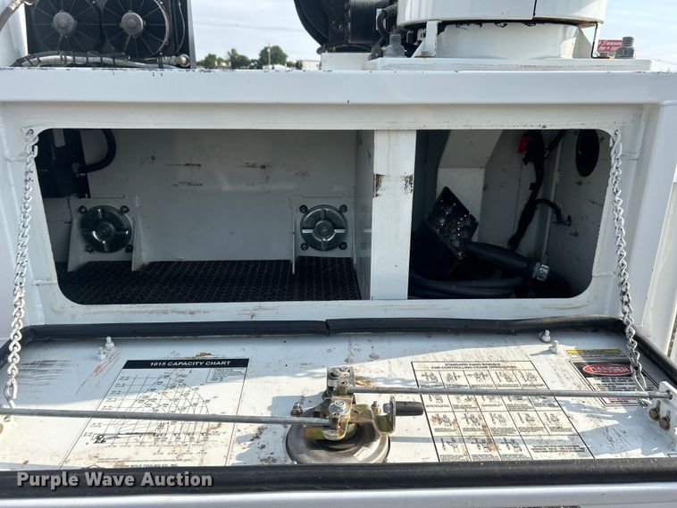 image for item EG0886 2019 Dodge  Ram 5500HD Crew Cab utility / service truck