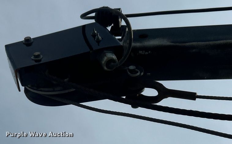 image for item EG0886 2019 Dodge  Ram 5500HD Crew Cab utility / service truck