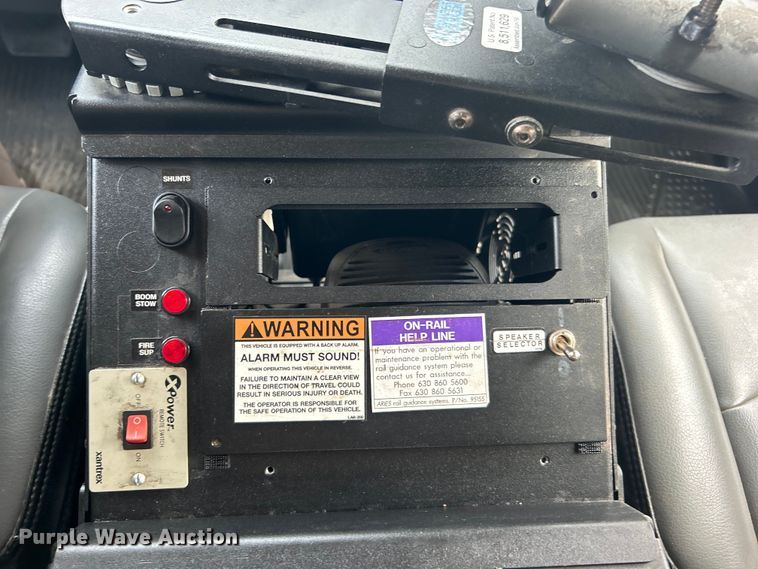 image for item EG0886 2019 Dodge  Ram 5500HD Crew Cab utility / service truck