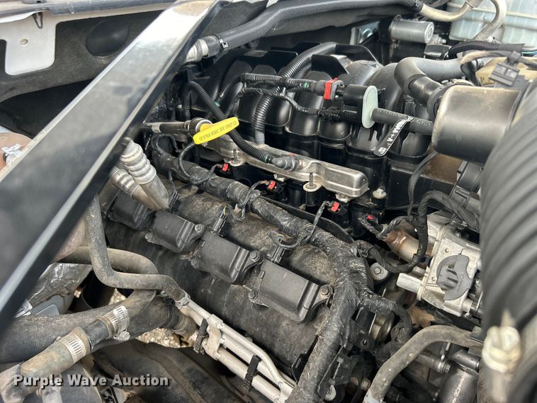 image for item EG0886 2019 Dodge  Ram 5500HD Crew Cab utility / service truck