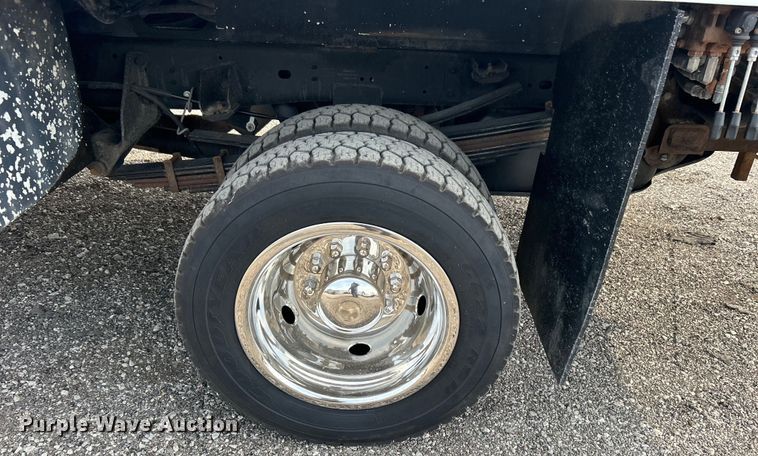 image for item EG0886 2019 Dodge  Ram 5500HD Crew Cab utility / service truck