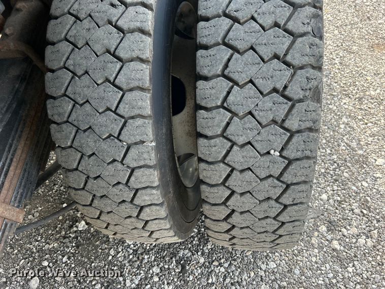 image for item EG0886 2019 Dodge  Ram 5500HD Crew Cab utility / service truck