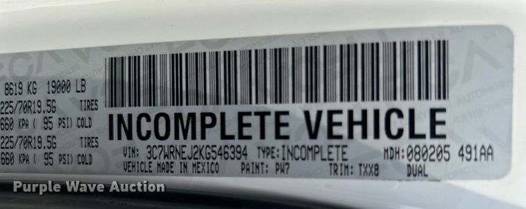 image for item EG0886 2019 Dodge  Ram 5500HD Crew Cab utility / service truck