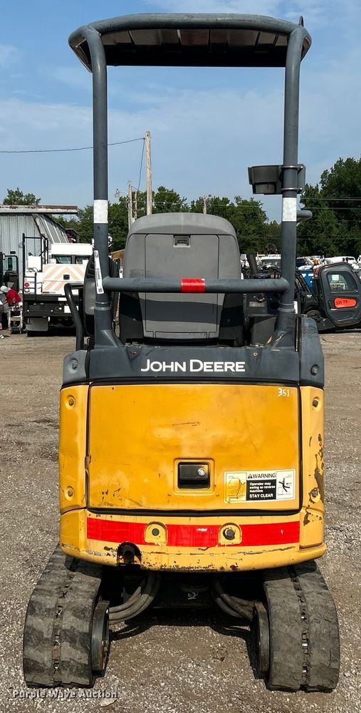 image for item EG0888 2010 John Deere 17D mini excavator
