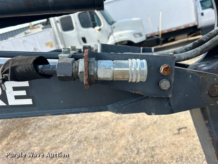 image for item EG0888 2010 John Deere 17D mini excavator