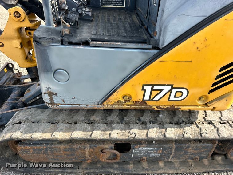 image for item EG0888 2010 John Deere 17D mini excavator