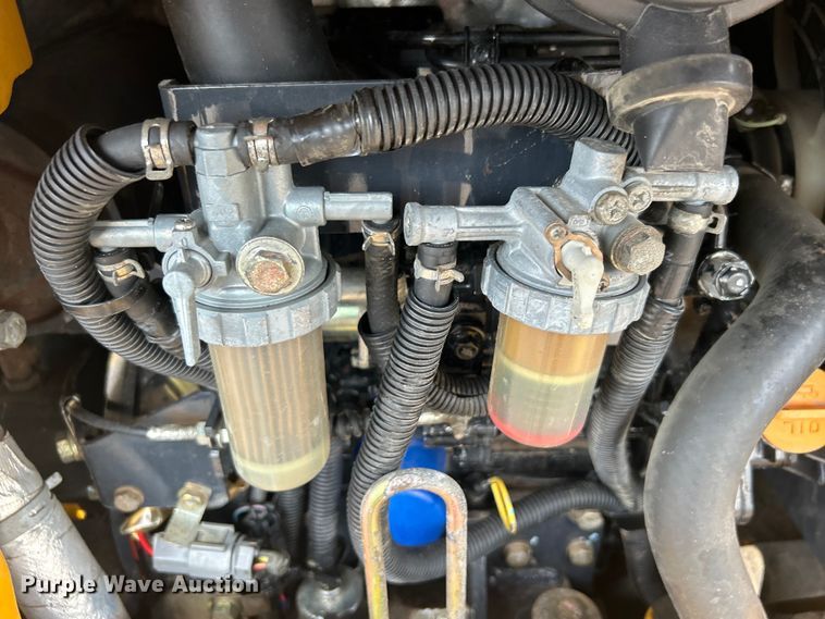 image for item EG0888 2010 John Deere 17D mini excavator