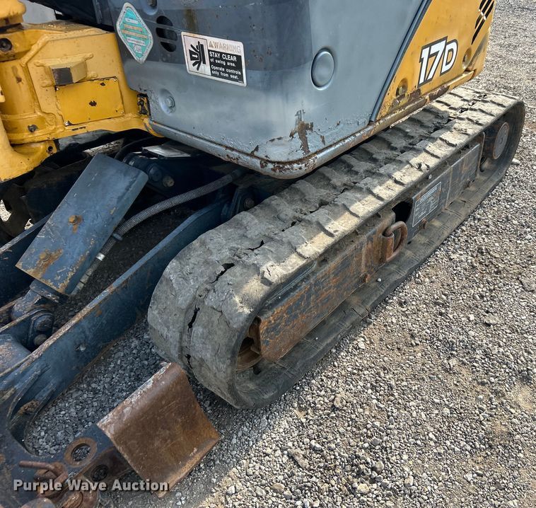 image for item EG0888 2010 John Deere 17D mini excavator