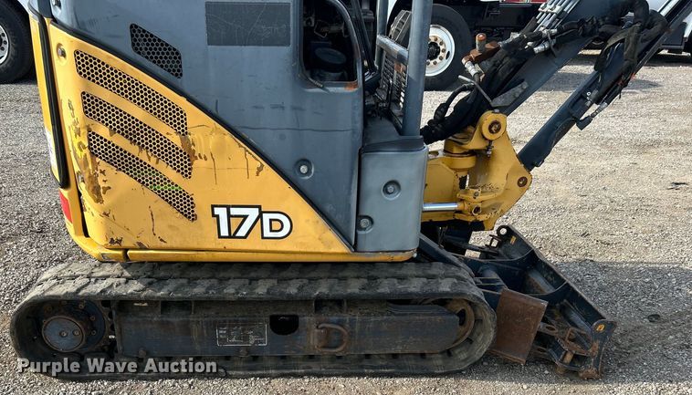 image for item EG0888 2010 John Deere 17D mini excavator