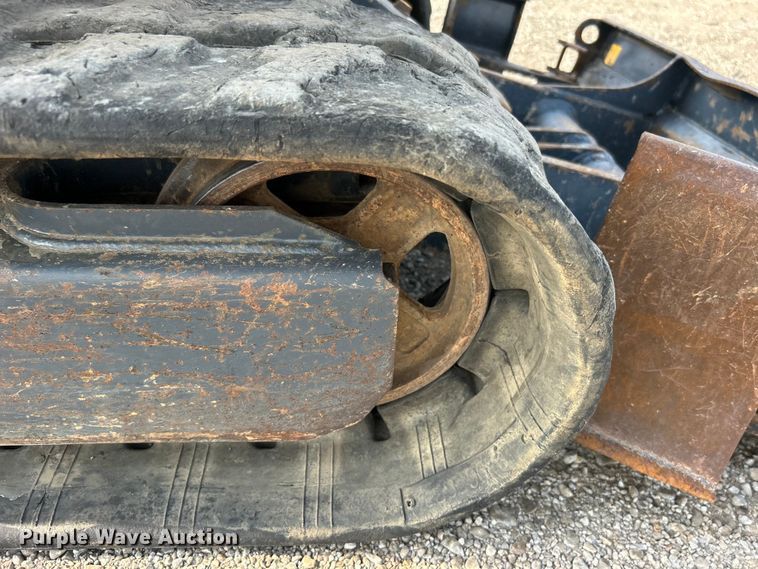 image for item EG0888 2010 John Deere 17D mini excavator