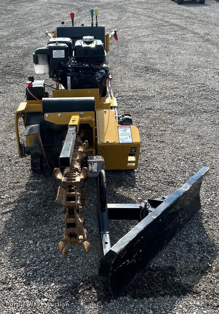 image for item EG0889 2017 Vermeer RTX130 trencher