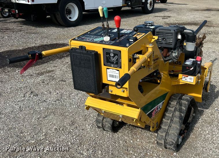 image for item EG0889 2017 Vermeer RTX130 trencher