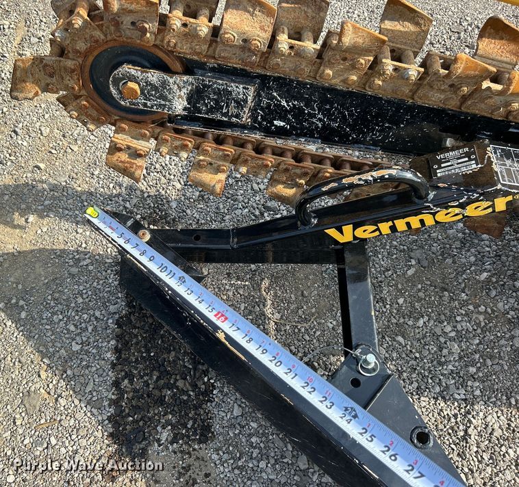 image for item EG0889 2017 Vermeer RTX130 trencher