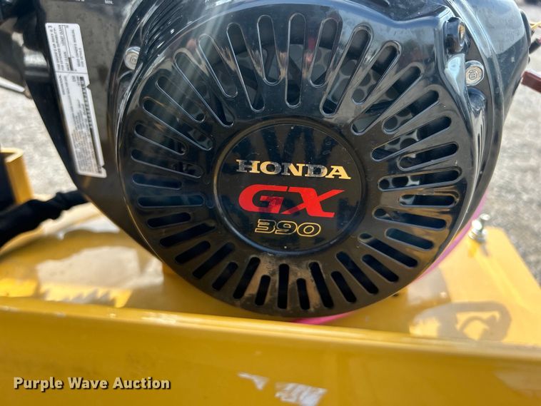 image for item EG0889 2017 Vermeer RTX130 trencher