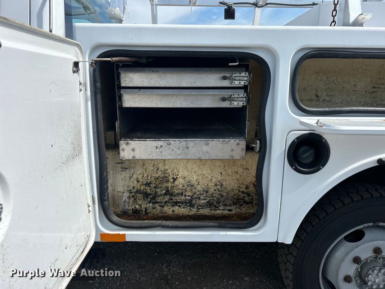 image for item EG0893 2010 Chevrolet Silverado 3500HD Ext. Cab utility bed pickup truck