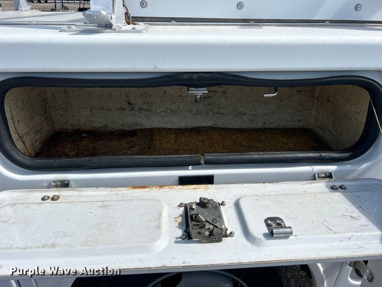 image for item EG0893 2010 Chevrolet Silverado 3500HD Ext. Cab utility bed pickup truck