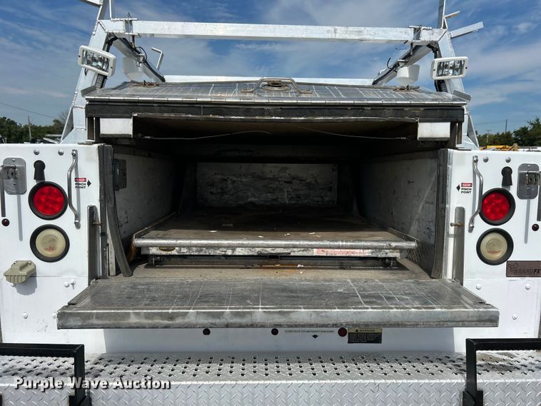 image for item EG0893 2010 Chevrolet Silverado 3500HD Ext. Cab utility bed pickup truck