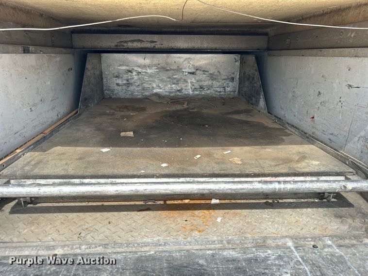 image for item EG0893 2010 Chevrolet Silverado 3500HD Ext. Cab utility bed pickup truck