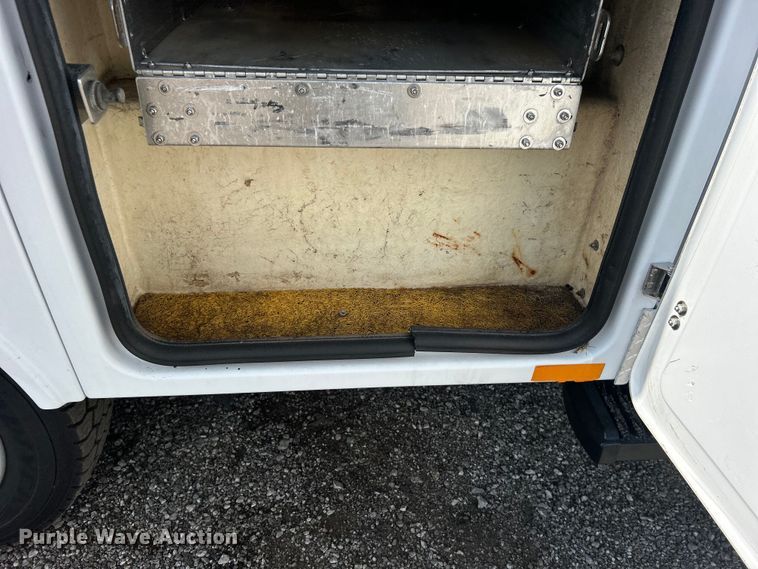 image for item EG0893 2010 Chevrolet Silverado 3500HD Ext. Cab utility bed pickup truck