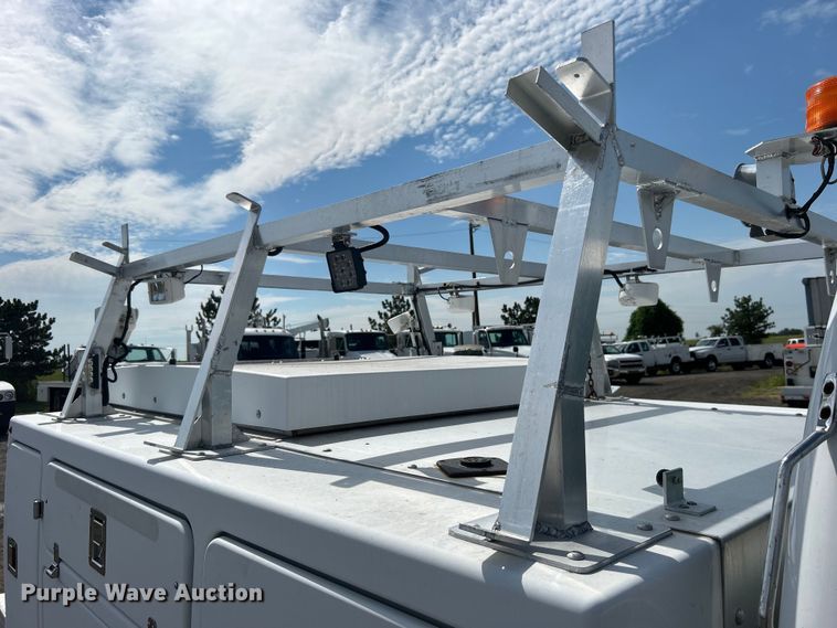 image for item EG0893 2010 Chevrolet Silverado 3500HD Ext. Cab utility bed pickup truck