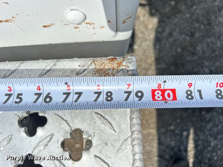 image for item EG0893 2010 Chevrolet Silverado 3500HD Ext. Cab utility bed pickup truck