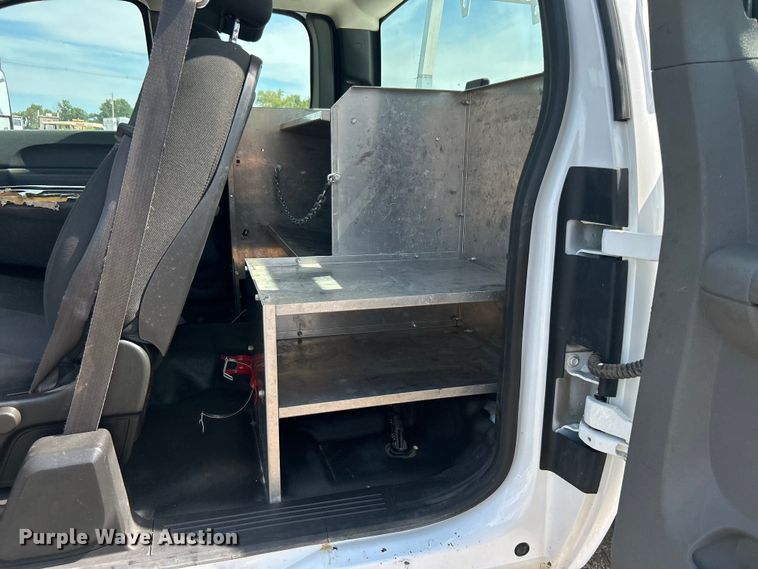 image for item EG0893 2010 Chevrolet Silverado 3500HD Ext. Cab utility bed pickup truck