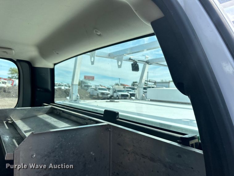 image for item EG0893 2010 Chevrolet Silverado 3500HD Ext. Cab utility bed pickup truck