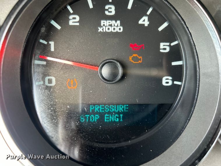 image for item EG0893 2010 Chevrolet Silverado 3500HD Ext. Cab utility bed pickup truck