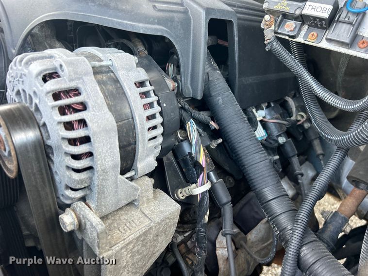 image for item EG0893 2010 Chevrolet Silverado 3500HD Ext. Cab utility bed pickup truck