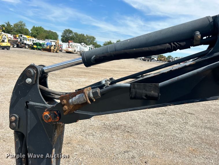 image for item EG0895 John Deere 17D mini excavator