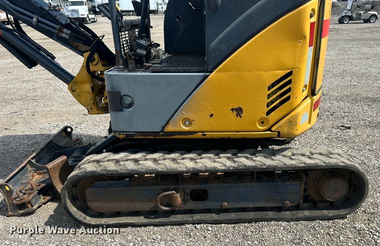 image for item EG0895 John Deere 17D mini excavator