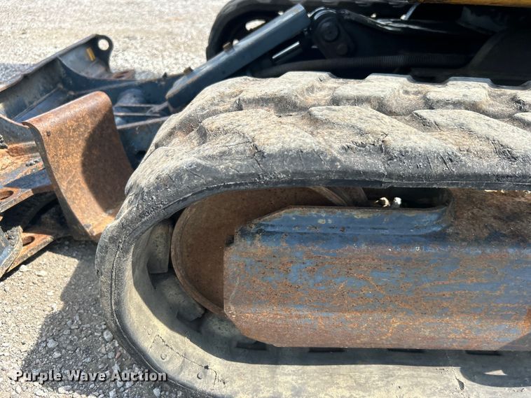 image for item EG0895 John Deere 17D mini excavator